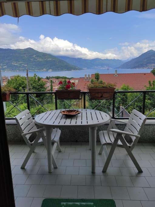 Appartamento Vista Lago Germignaga Dış mekan fotoğraf